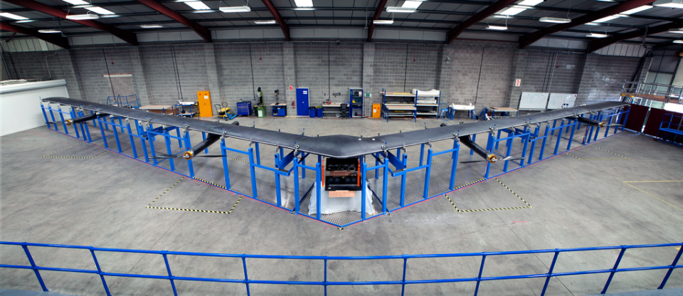 Facebook จะปล่อยสัตว์ประหลาดแล้ว Aquila internet drone